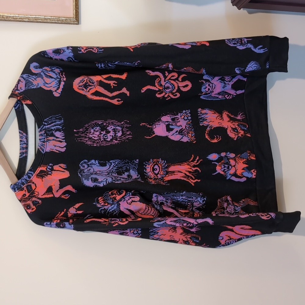 Kikillo Demons & Monsters Parade Deluxe Light Sweatshirt - Size M